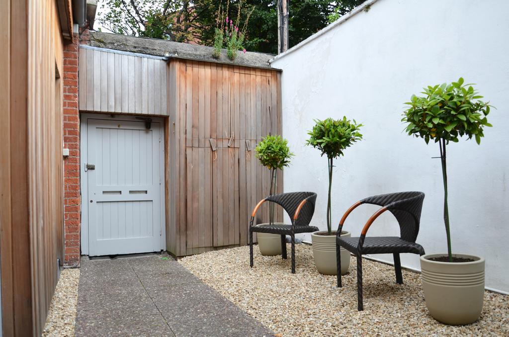 Kavanagh's Mews